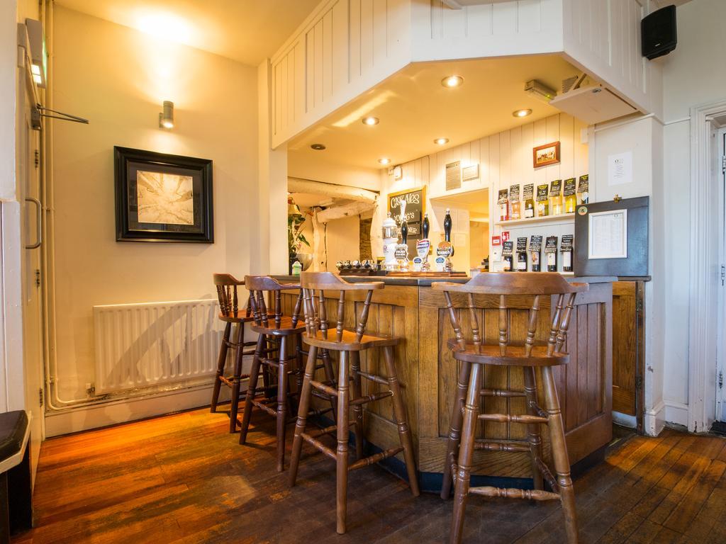 The Olde Coach House Inn 阿什比圣勒杰斯 外观 照片